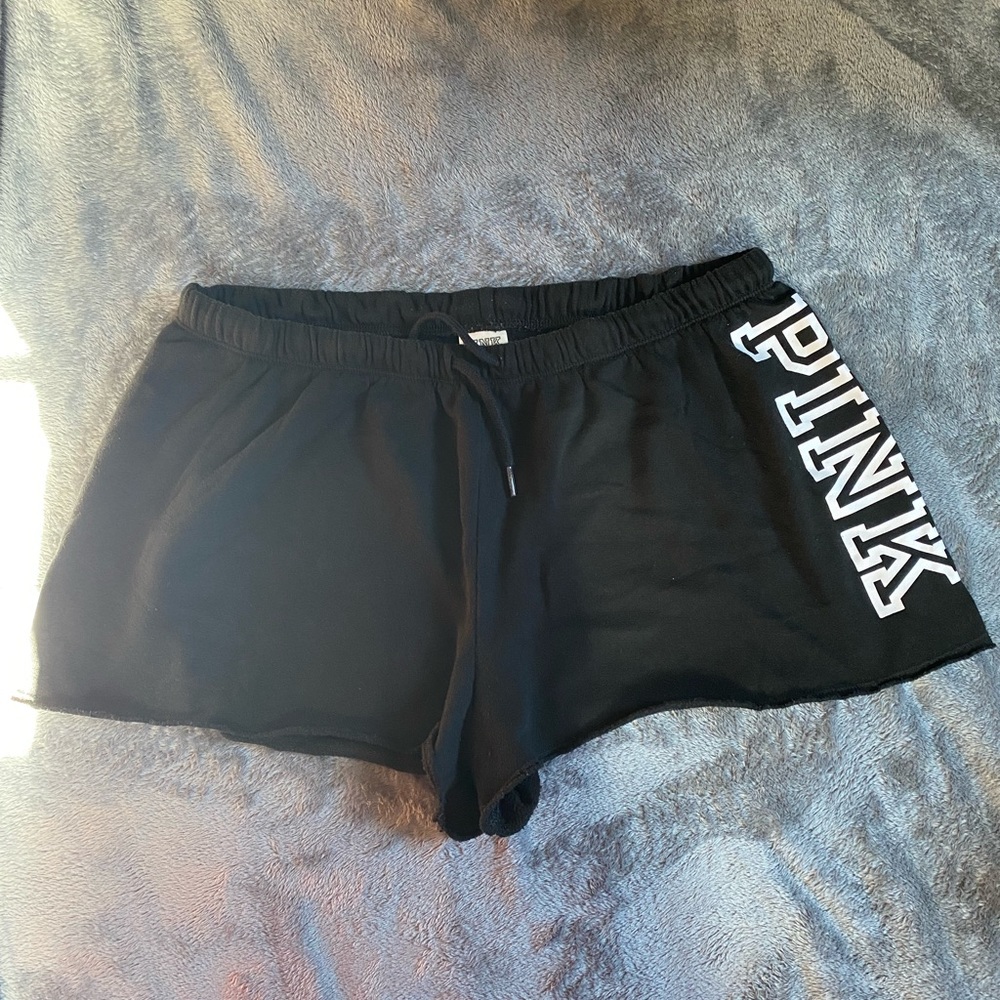 Victoria Secret PINK black shorts Women’s Large